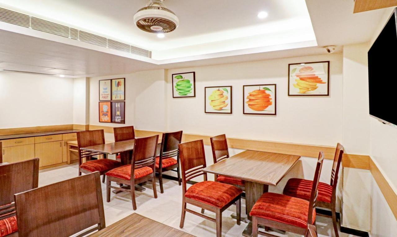 Treebo Galaxy Rooms New Delhi Eksteriør billede